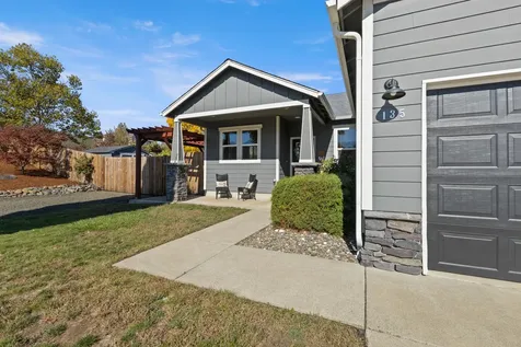 135 Othello Avenue Roseburg OR 97471