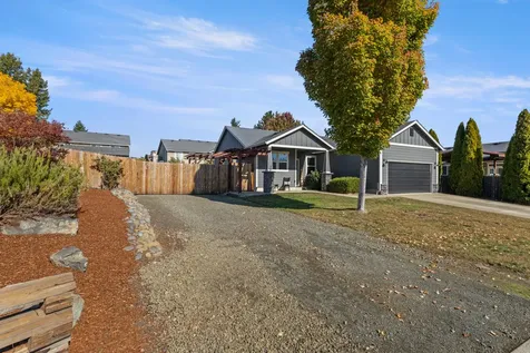 135 Othello Avenue Roseburg OR 97471
