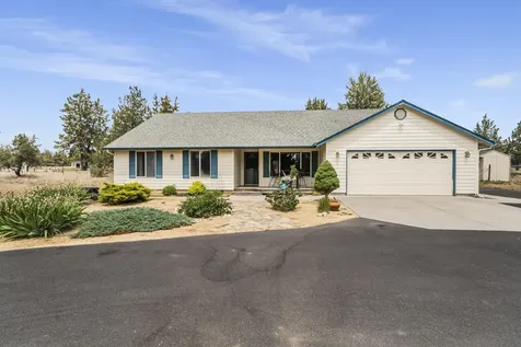 5745 NW Zamia Avenue Redmond OR 97756