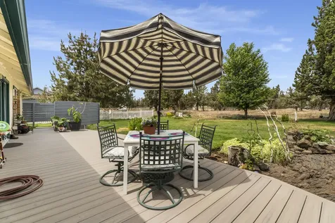 5745 NW Zamia Avenue Redmond OR 97756