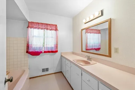 334 NW Scenic Drive Grants Pass OR 97526