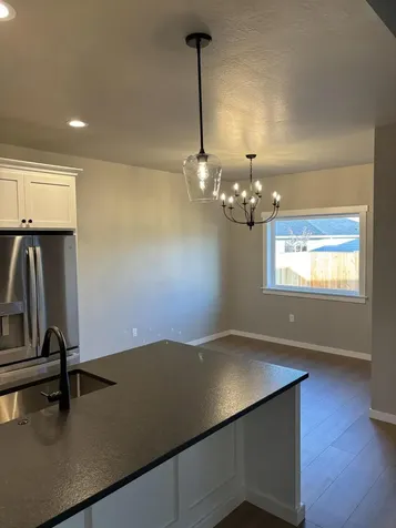 3731 Ford Drive Medford OR 97504