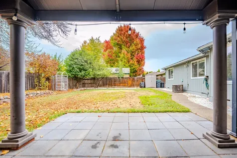 921 Pittview Avenue Central Point OR 97502