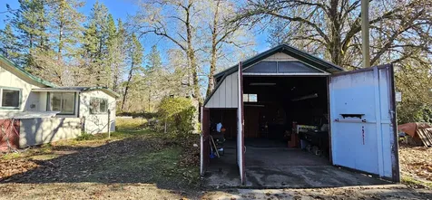 1411 Rockydale Road Cave Junction OR 97523