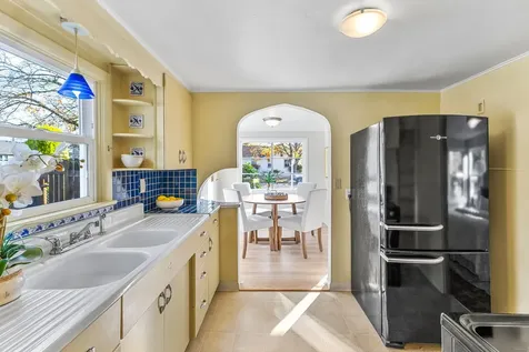 1605 Cottage Street NE Salem OR 97301
