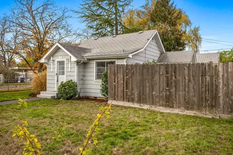 1605 Cottage Street NE Salem OR 97301