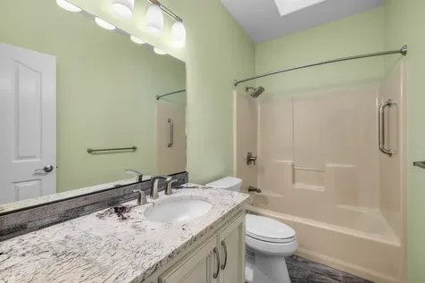 2446 SW 35th Drive Redmond OR 97756