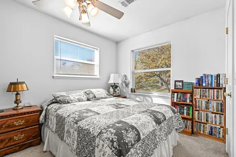 5977 Dark Hollow Road Medford OR 97501