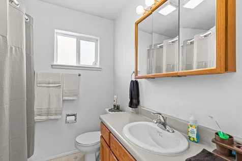 5977 Dark Hollow Road Medford OR 97501