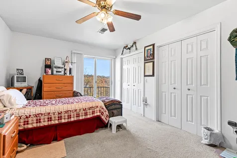 5977 Dark Hollow Road Medford OR 97501