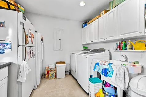 5977 Dark Hollow Road Medford OR 97501