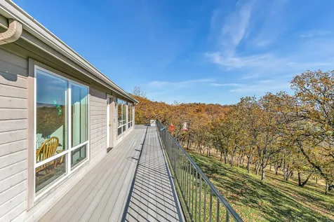5977 Dark Hollow Road Medford OR 97501
