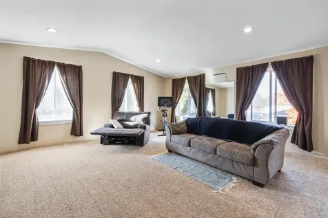 3919 Redondo Way Klamath Falls OR 97603