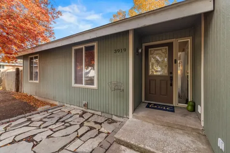 3919 Redondo Way Klamath Falls OR 97603