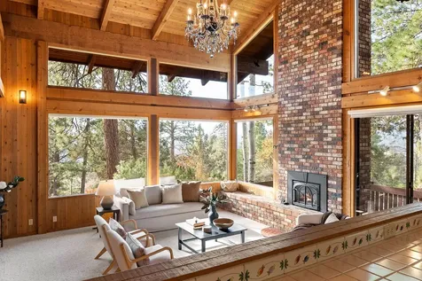 1986 NW Rimrock Road Bend OR 97703