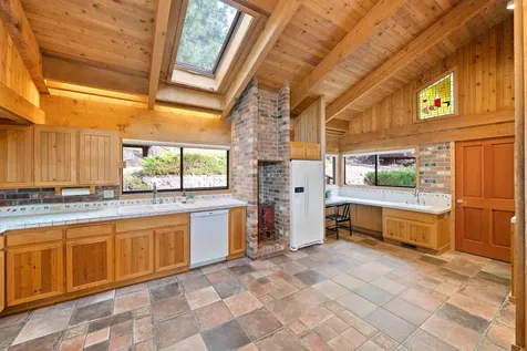 1986 NW Rimrock Road Bend OR 97703