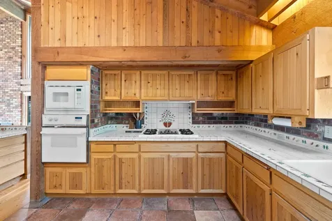 1986 NW Rimrock Road Bend OR 97703