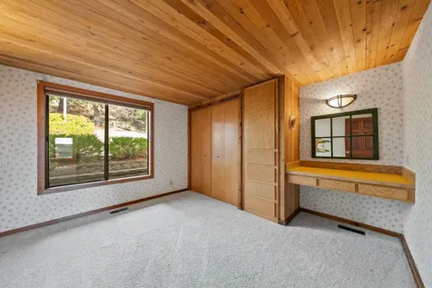 1986 NW Rimrock Road Bend OR 97703