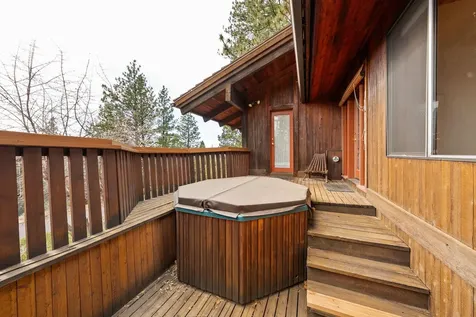 1986 NW Rimrock Road Bend OR 97703
