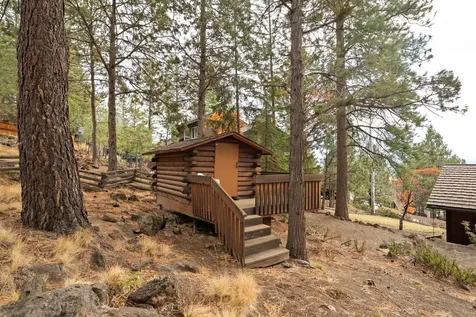 1986 NW Rimrock Road Bend OR 97703