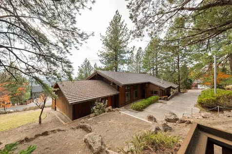 1986 NW Rimrock Road Bend OR 97703