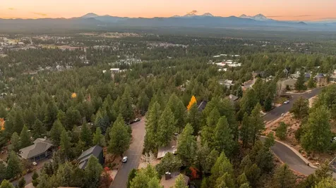 1986 NW Rimrock Road Bend OR 97703