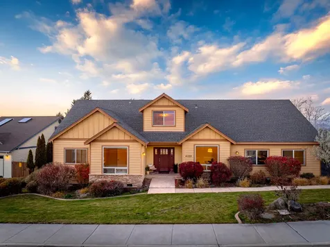 4129 SW Majestic Avenue Redmond OR 97756