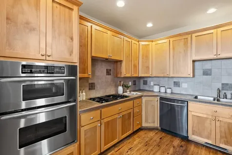 4129 SW Majestic Avenue Redmond OR 97756