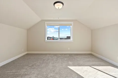 4129 SW Majestic Avenue Redmond OR 97756
