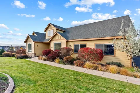 4129 SW Majestic Avenue Redmond OR 97756