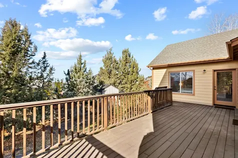 4129 SW Majestic Avenue Redmond OR 97756