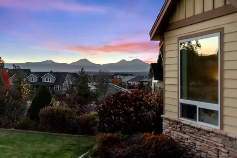 4129 SW Majestic Avenue Redmond OR 97756