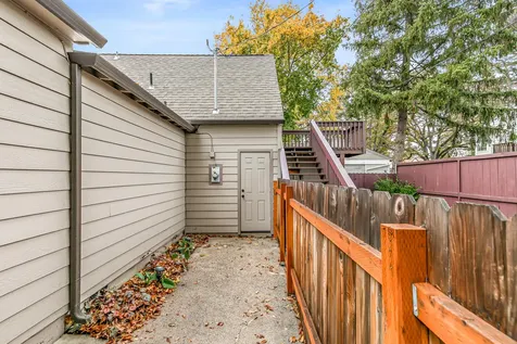 706 Monroe Street Medford OR 97501
