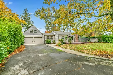 706 Monroe Street Medford OR 97501
