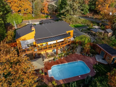 1710 NE Sunset Lane Grants Pass OR 97526