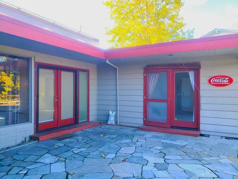 511 NW Woodson Drive Grants Pass OR 97526