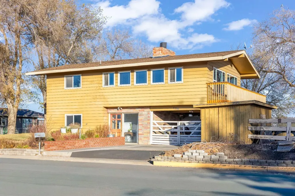 499 SE 8th Street Madras OR 97741