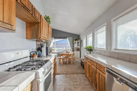 499 SE 8th Street Madras OR 97741