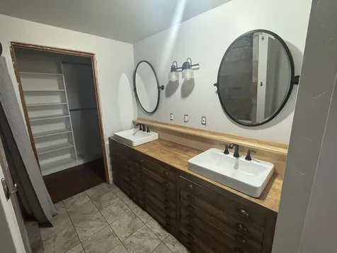 22820 Bear Creek Road Bend OR 97701