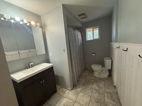 22820 Bear Creek Road Bend OR 97701