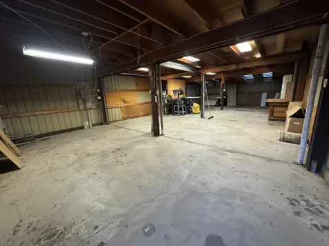 22820 Bear Creek Road Bend OR 97701