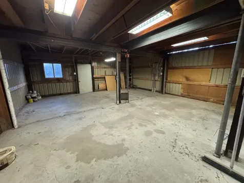 22820 Bear Creek Road Bend OR 97701