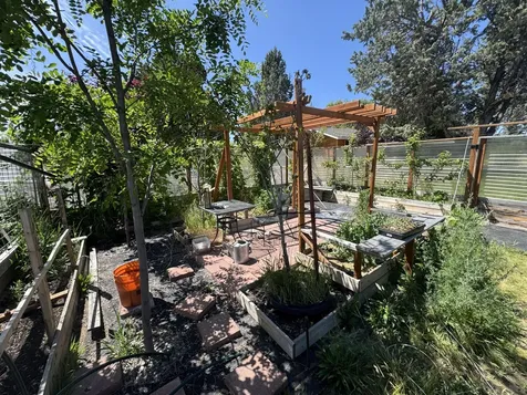 22820 Bear Creek Road Bend OR 97701