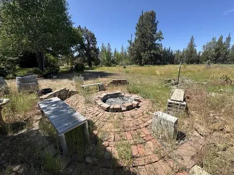 22820 Bear Creek Road Bend OR 97701