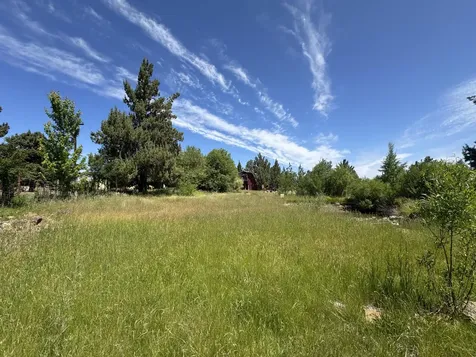 22820 Bear Creek Road Bend OR 97701