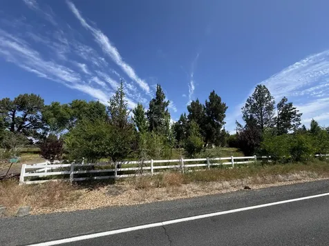 22820 Bear Creek Road Bend OR 97701