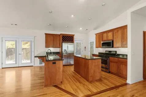 6400 Rogue River Drive Shady Cove OR 97539