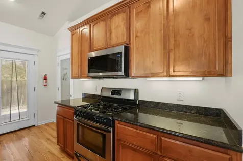 6400 Rogue River Drive Shady Cove OR 97539