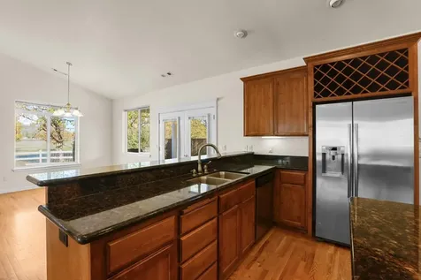 6400 Rogue River Drive Shady Cove OR 97539