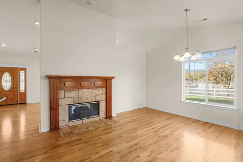 6400 Rogue River Drive Shady Cove OR 97539